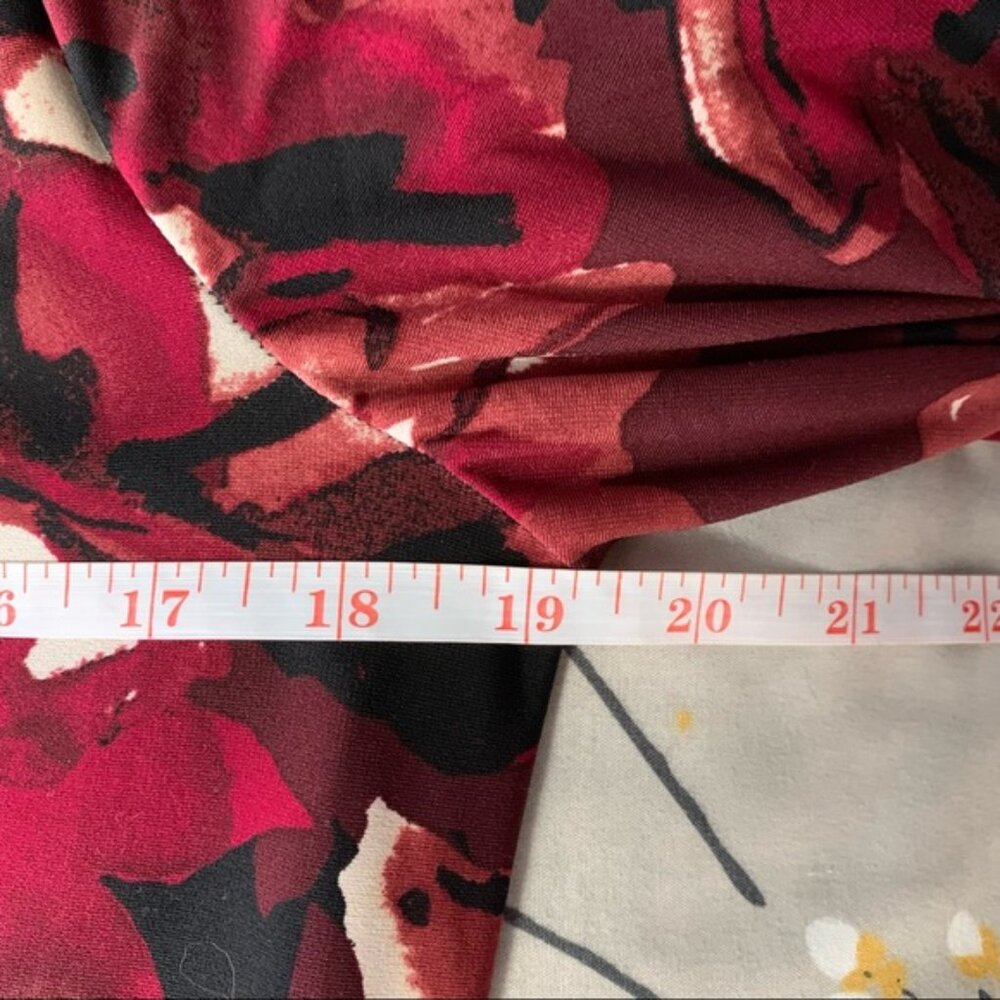 Le Chateau Gathered Red Floral Stretch Dress L - Picture 5 of 8